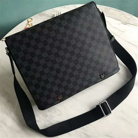 lv pouch 19|louis vuitton pouch men's.